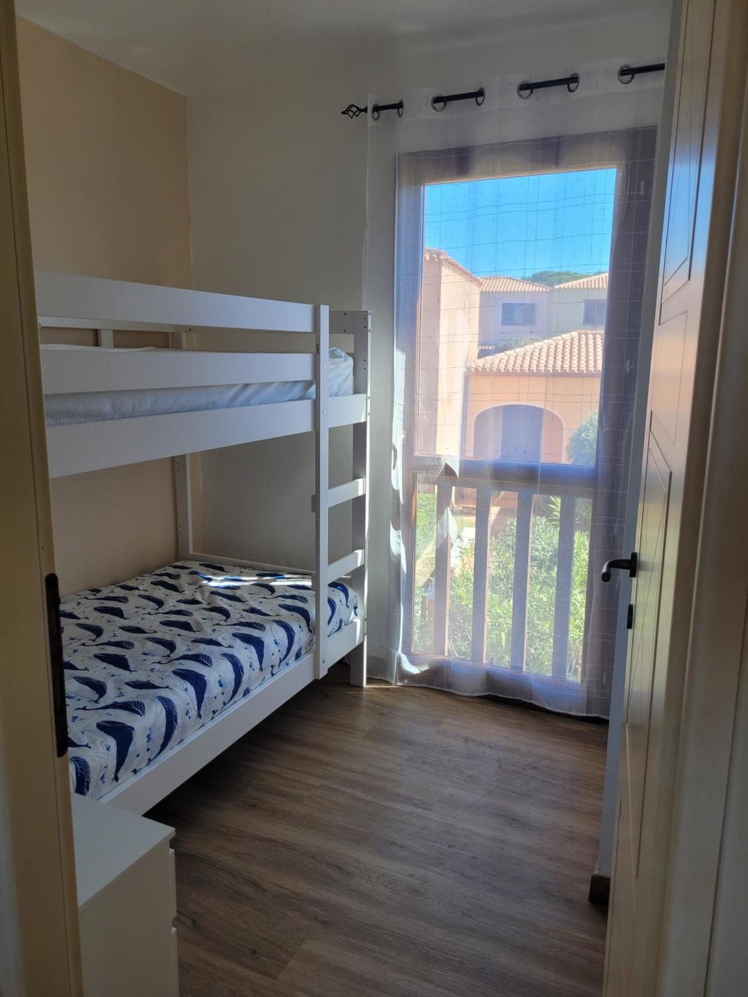 Surf House Mirice Appartement Vignola Mare Buitenkant foto